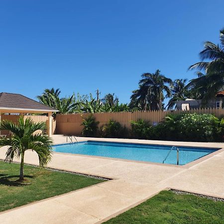 Lovely Ensuite Getaway With Pool Ocho Rios Exterior photo